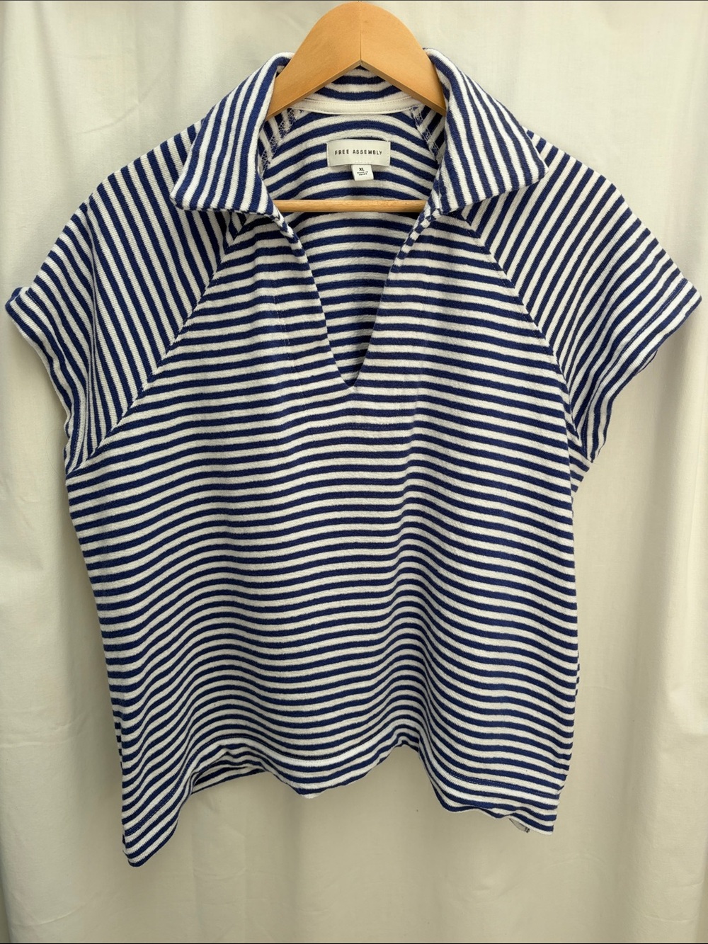 Free Assembly Striped Navy & White Polo Top 100% cotton